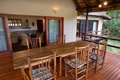 Nyati Safari Lodge