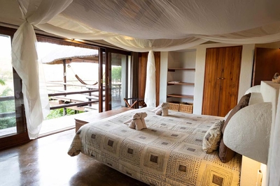 Nyati Safari Lodge