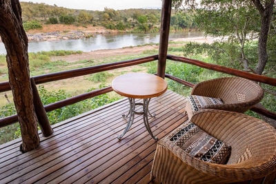 Nyati Safari Lodge