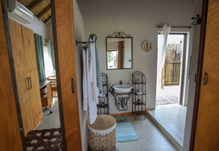 Nyumbani Bush Lodge Camp