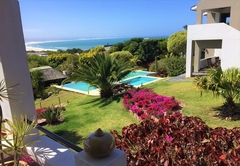 The Ocean Bay Luxury Guesthouse