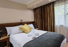 Deluxe Double Rooms