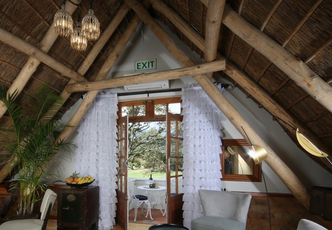 Jacaranda Double Thatch Room