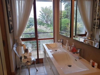 Knysna Pearl View Guest House