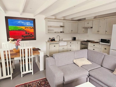 Pinotage Deluxe Apartment