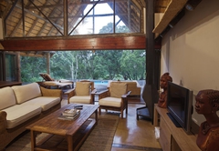 Rhino River Lodge