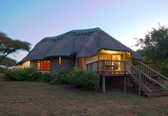 Rhino River Lodge