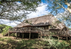 Rhino River Lodge