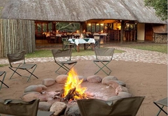 Rhino River Lodge