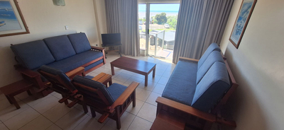 2 Bed Low Sea