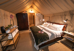 African-Style Luxury Safari Tent 