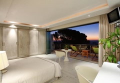 Sunset Suite