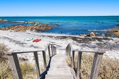 Shelley Point Beach Villa