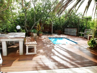 St Francis Bay Family Holiday Home