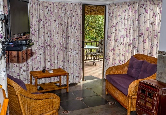 Jacaranda Garden Suite