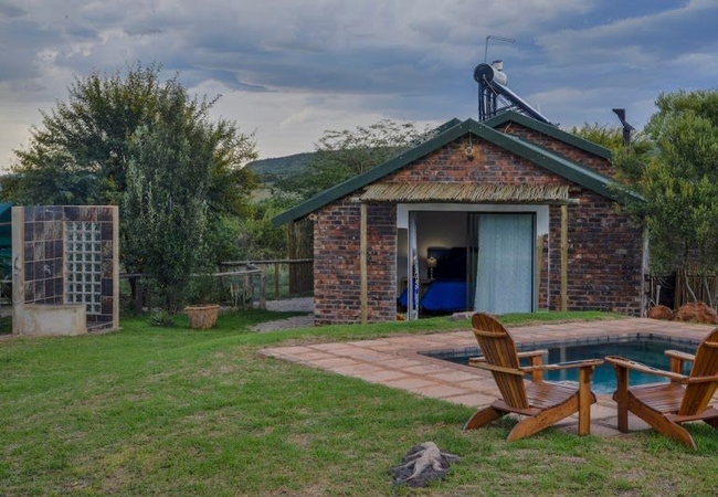 Paperbark Thorn Tree Cottage