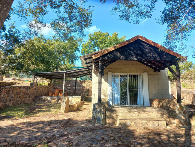 Loerie Cottage