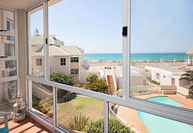 Summerseas Ocean Apartment in Summerstrand, Eastern Cape