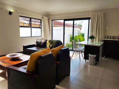 Summerstrand-Stay Luxury Apartment