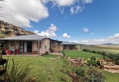 Thaba Lapeng Mountain Escape