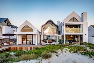 Thalassophile Beach House