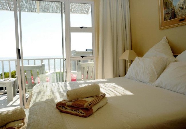 Double Room with Balcony and Sea View