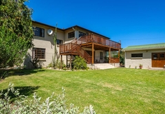 The Glass Deck House