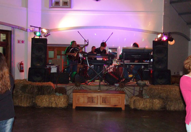 Band at the country wedding