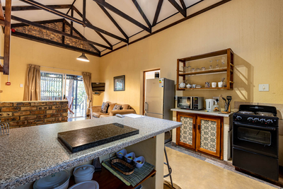 Bee Eater - Family Two Bedroom Chalet