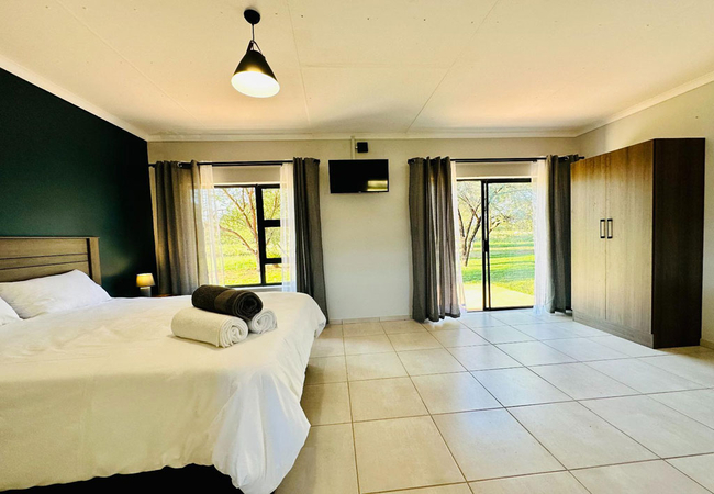 Deluxe Double Room with Shower