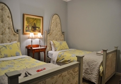 Versailles Self Catering