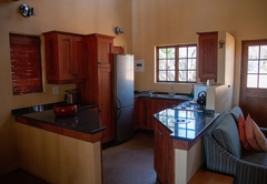 Bushwillow Cottage kitchen