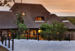 Yingwe Lodge