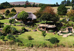 The Zulu Hut and Inkunzi Cave