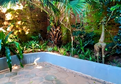 Secluded 50m Rear Studio Braai/Courtyard